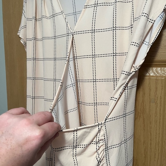 Pink and Black Faux Wrap Style Short Sleeve Silky Blouse by Liz Claiborne XXL - Picture 5 of 6